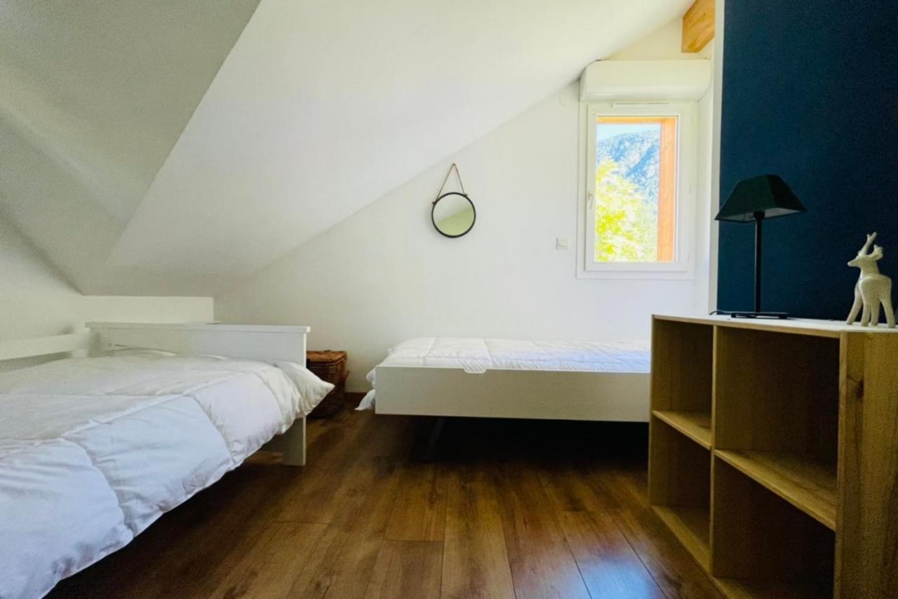 Large Chalet With Terrace And View In Briancon Apartment Luaran gambar
